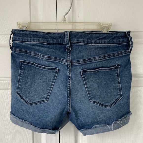 Universal Thread Mid Rise Shorts - Picture 3 of 6
